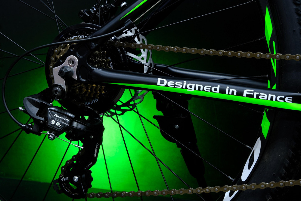 Lorak MAX 200 Матовый Чёрный/Зелёный 19р (на рост 171-182)